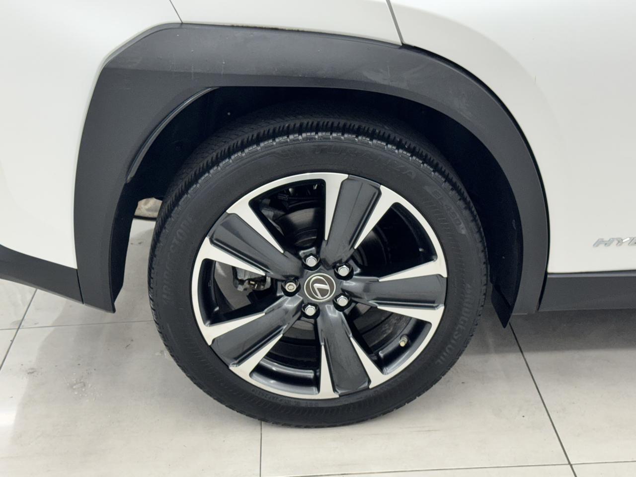 Lexus UX UX 250h AWD 2022