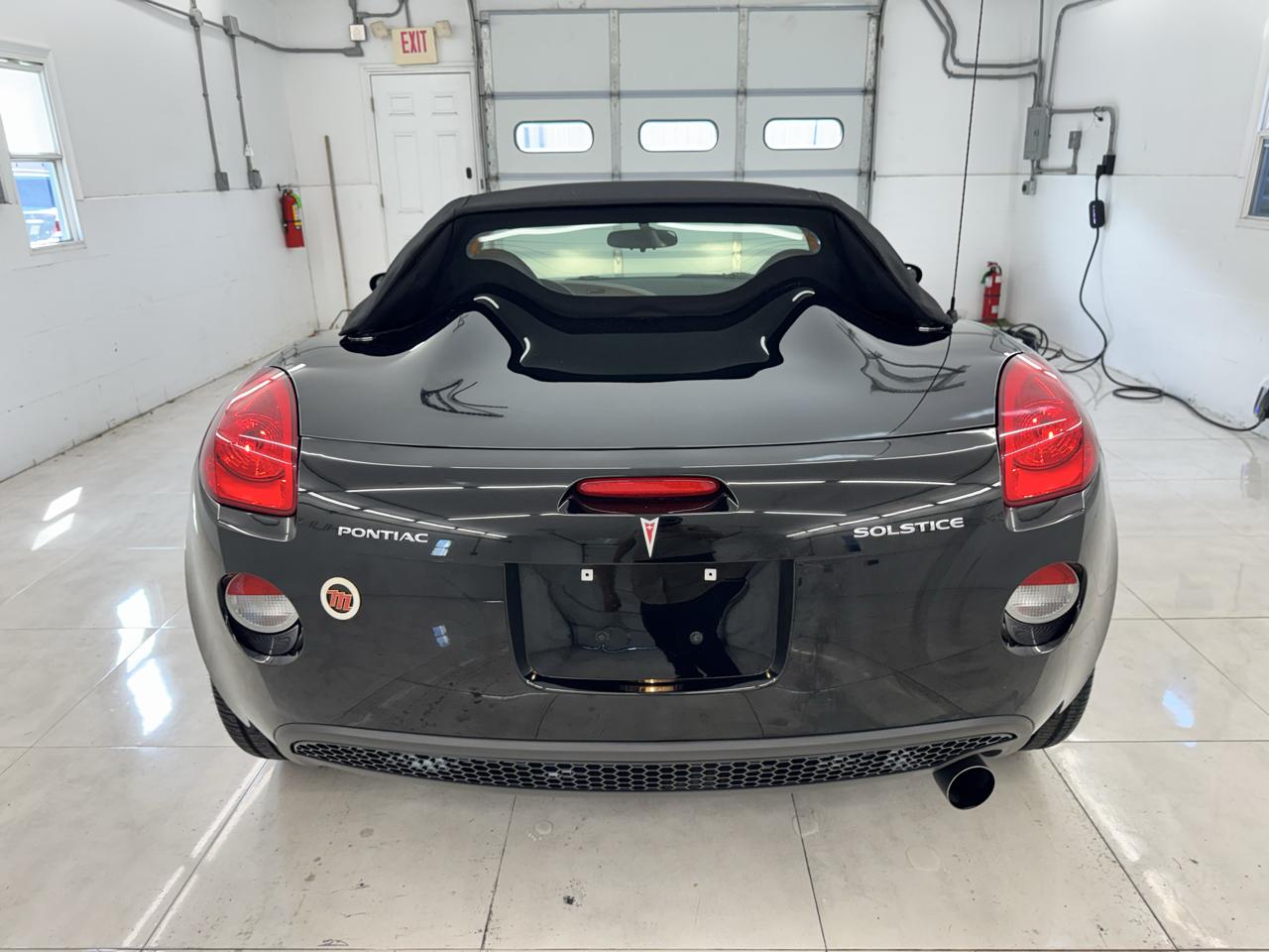 Pontiac Solstice 2dr Convertible 2006