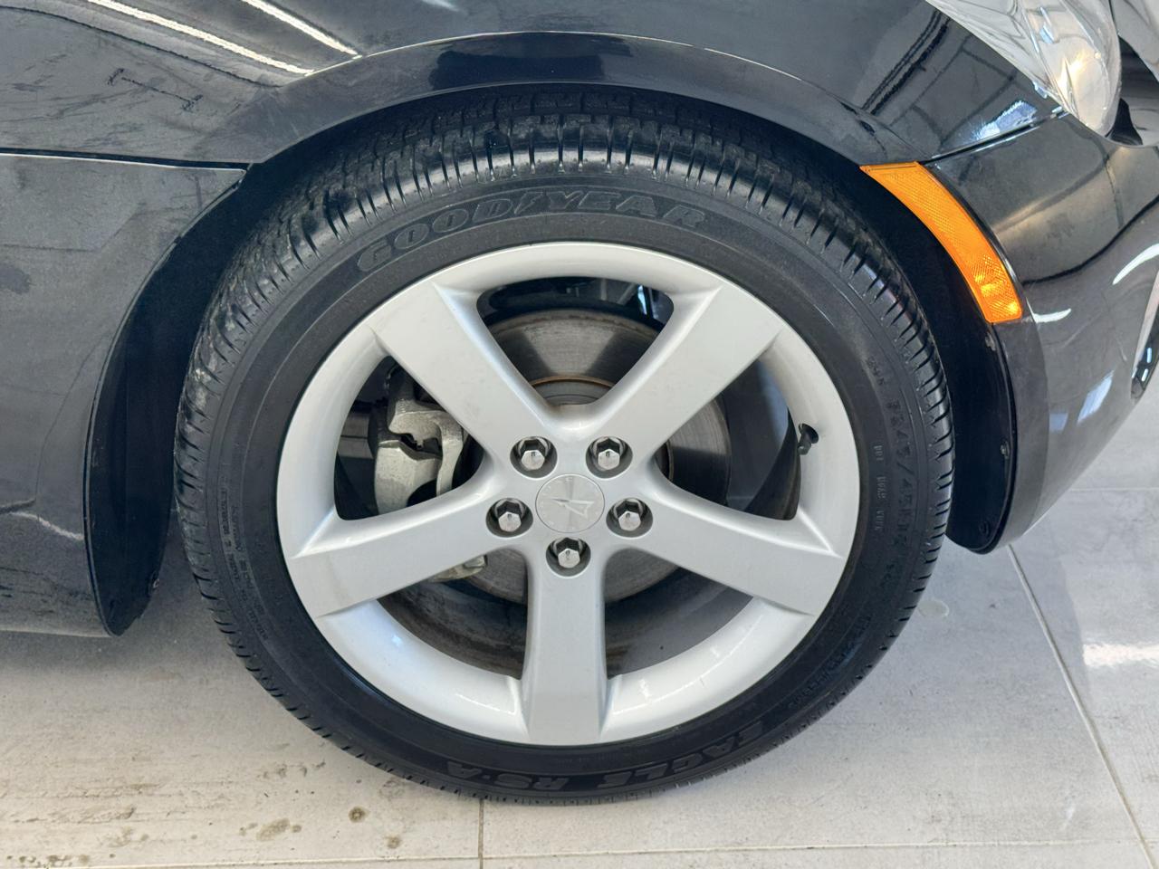 Pontiac Solstice 2dr Convertible 2006