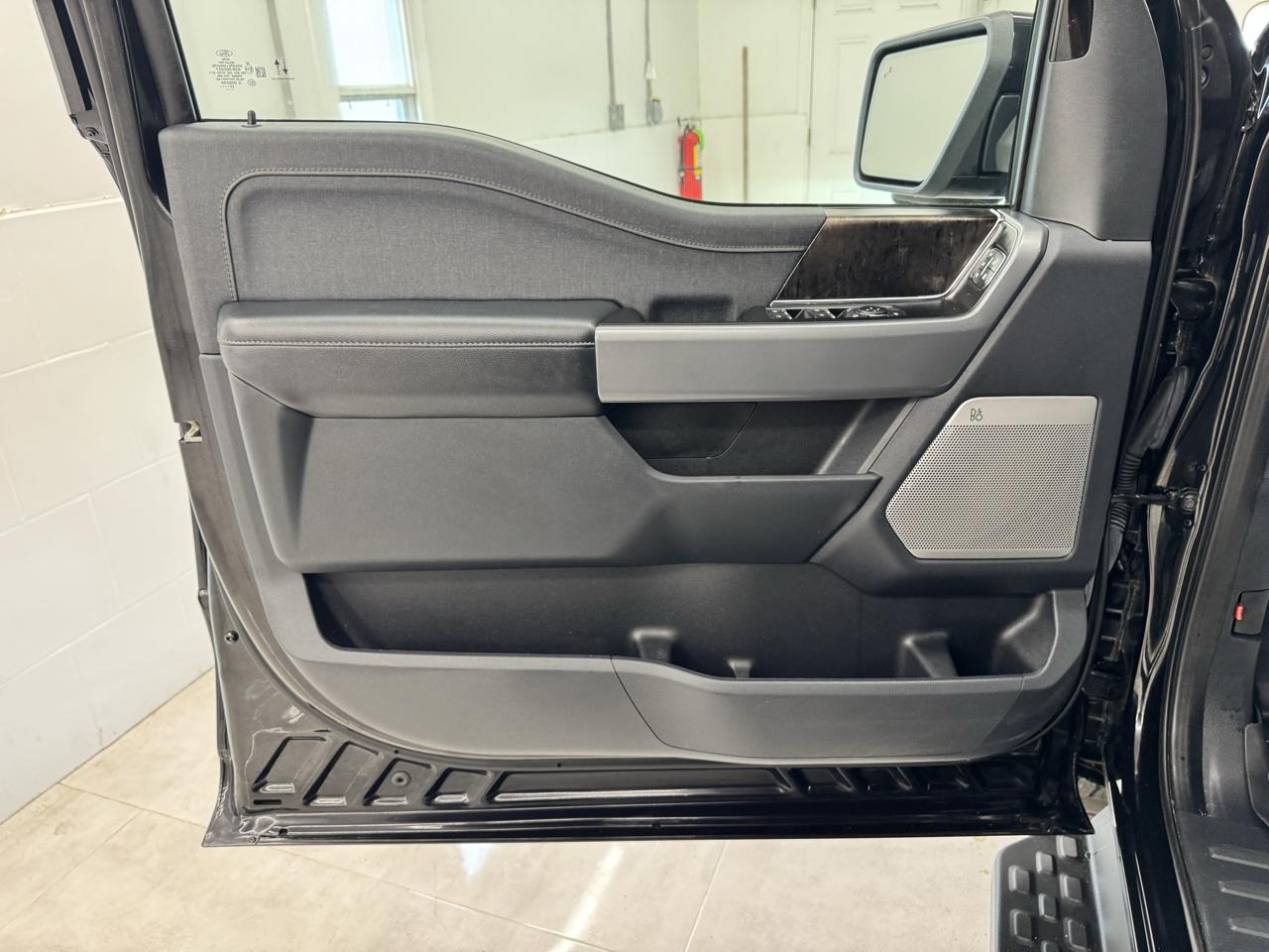 Ford F-150 Lightning LARIAT 4WD SuperCrew 5.5' Box 2022