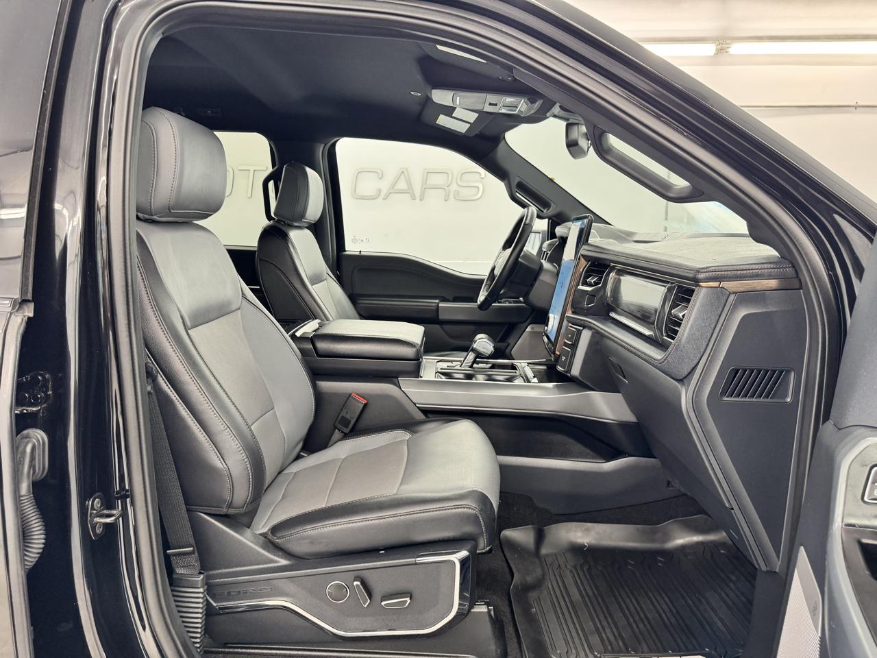 Ford F-150 Lightning LARIAT 4WD SuperCrew 5.5' Box 2022