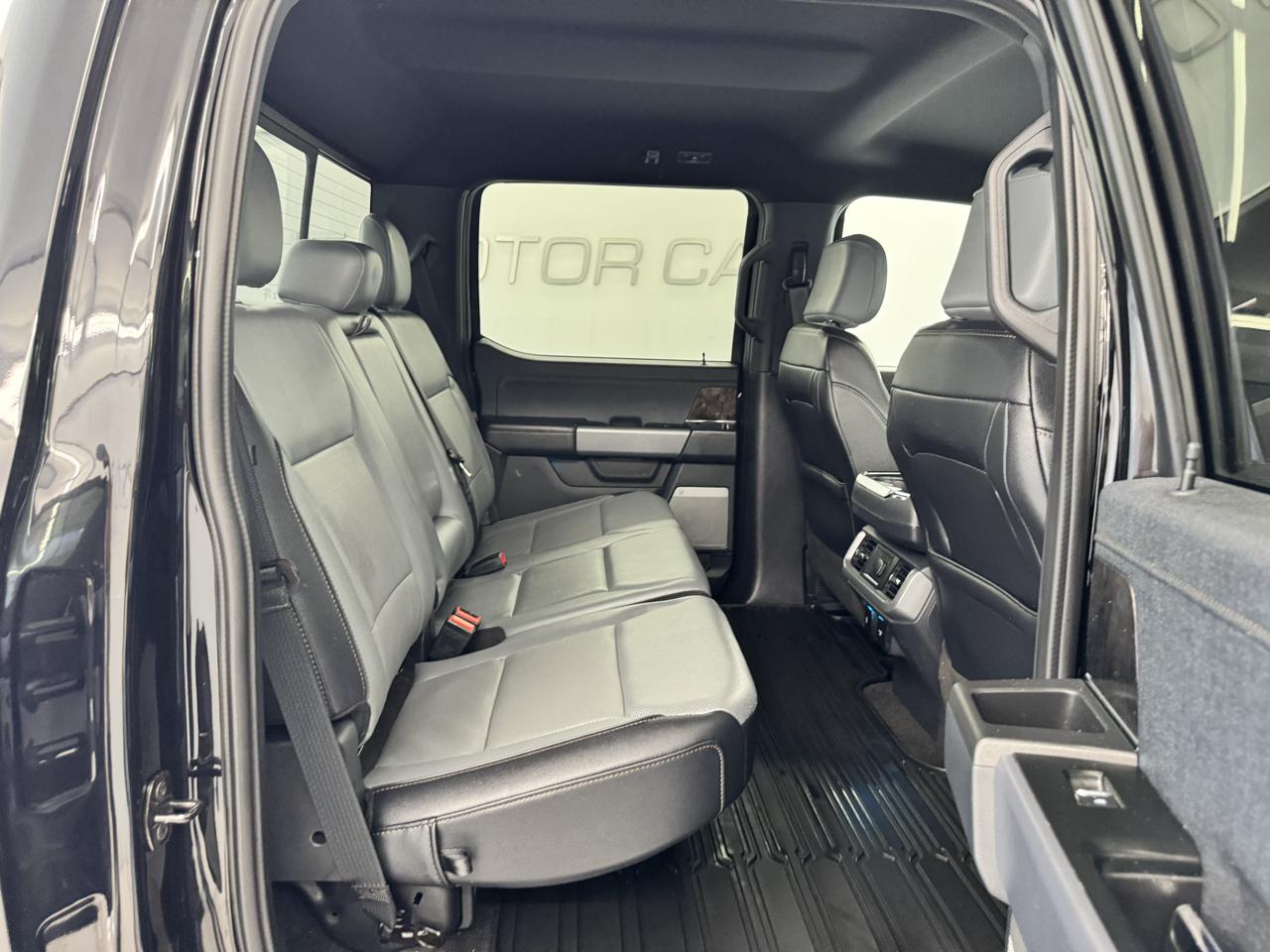 Ford F-150 Lightning LARIAT 4WD SuperCrew 5.5' Box 2022