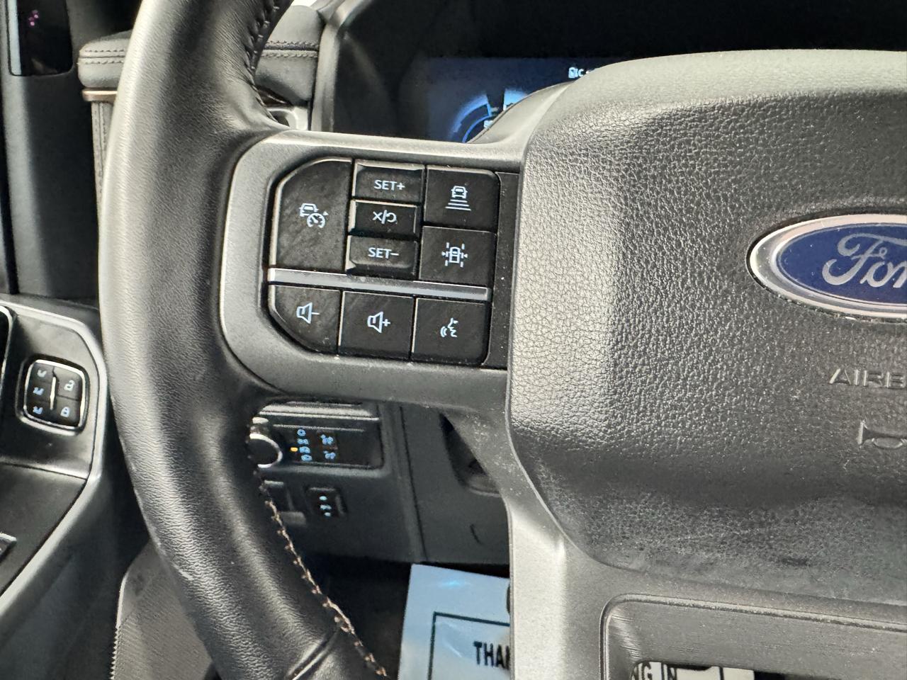 Ford F-150 Lightning LARIAT 4WD SuperCrew 5.5' Box 2022