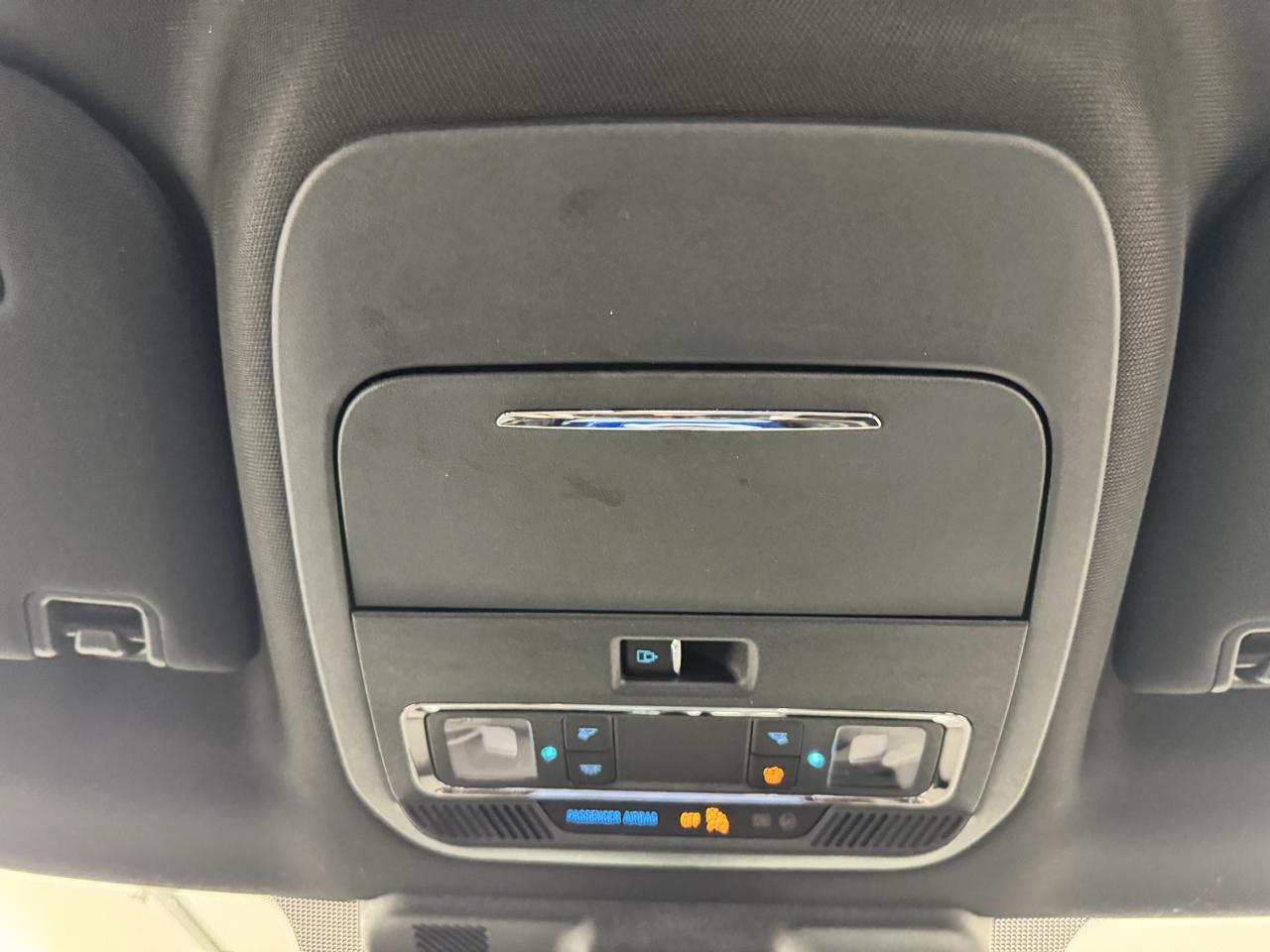 Ford F-150 Lightning LARIAT 4WD SuperCrew 5.5' Box 2022