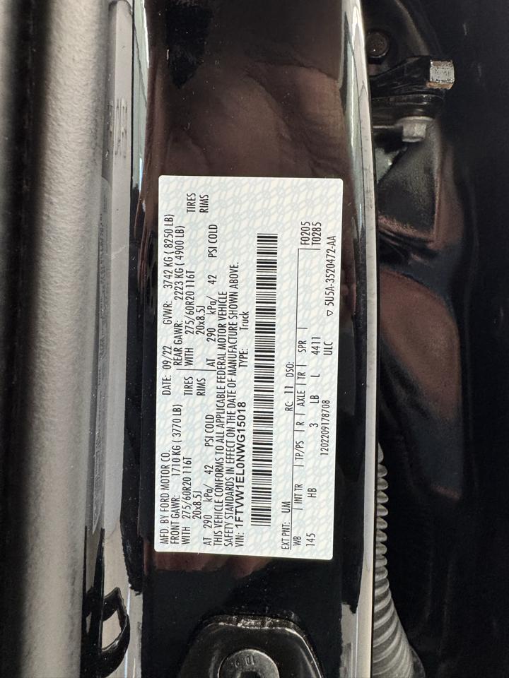 Ford F-150 Lightning LARIAT 4WD SuperCrew 5.5' Box 2022