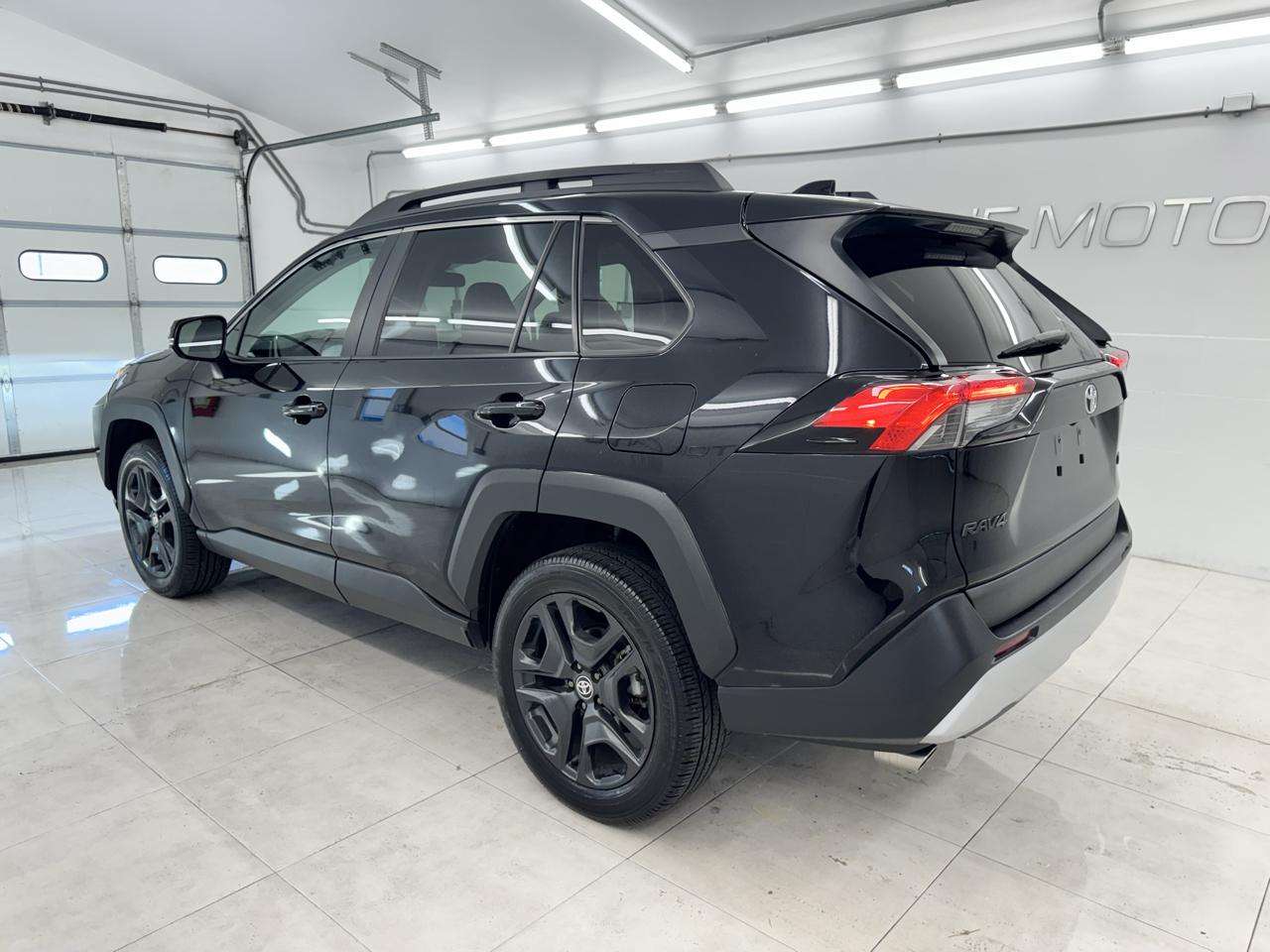 Toyota RAV4 Adventure AWD (Natl) 2024