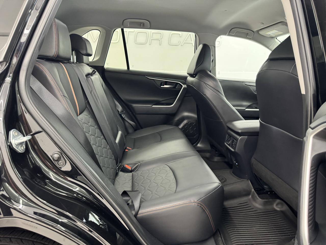 Toyota RAV4 Adventure AWD (Natl) 2024