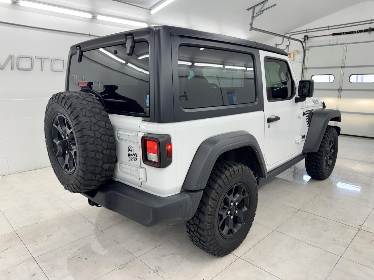 Jeep Wrangler Willys Sport 4x4 2021
