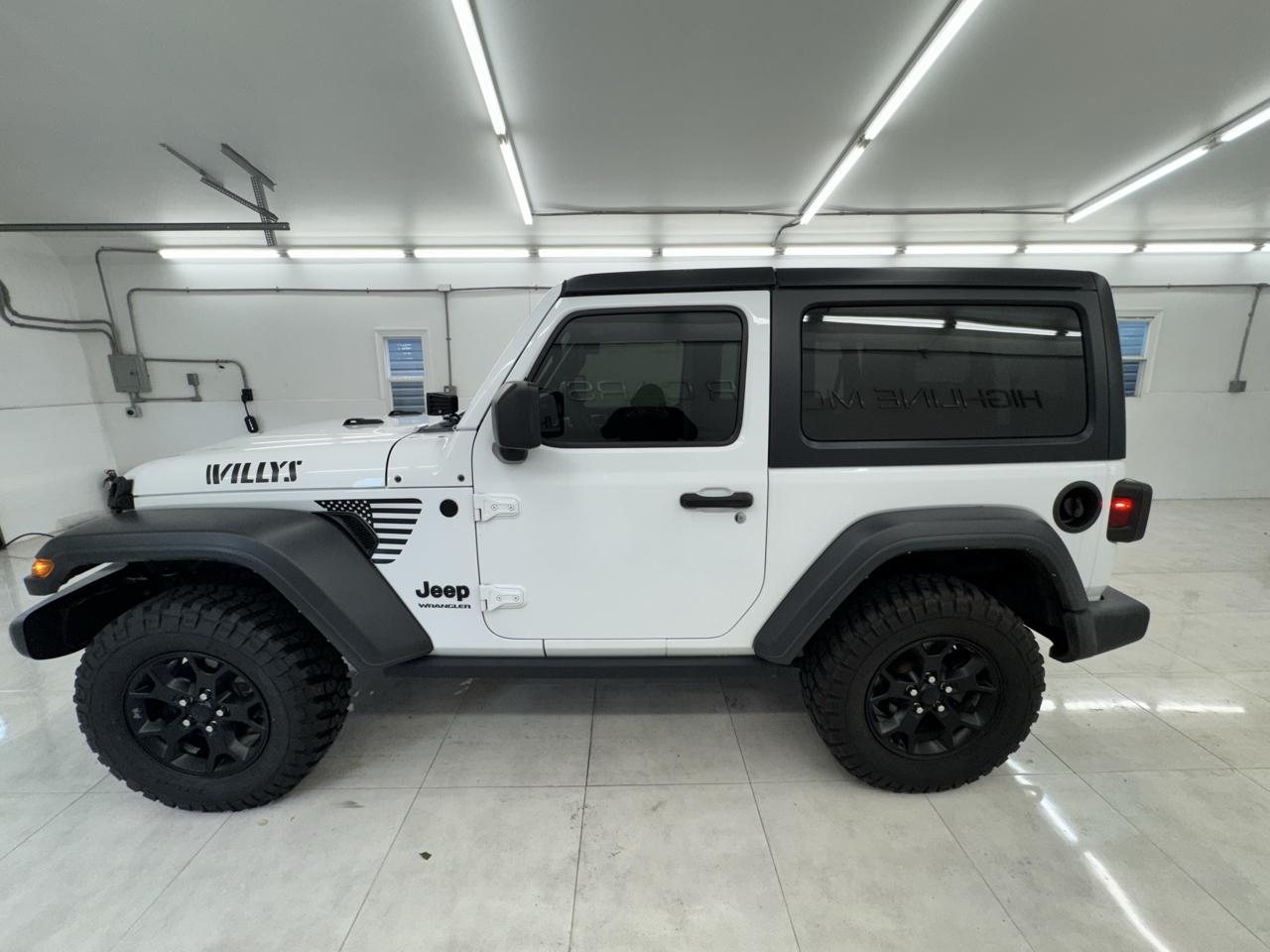 Jeep Wrangler Willys Sport 4x4 2021
