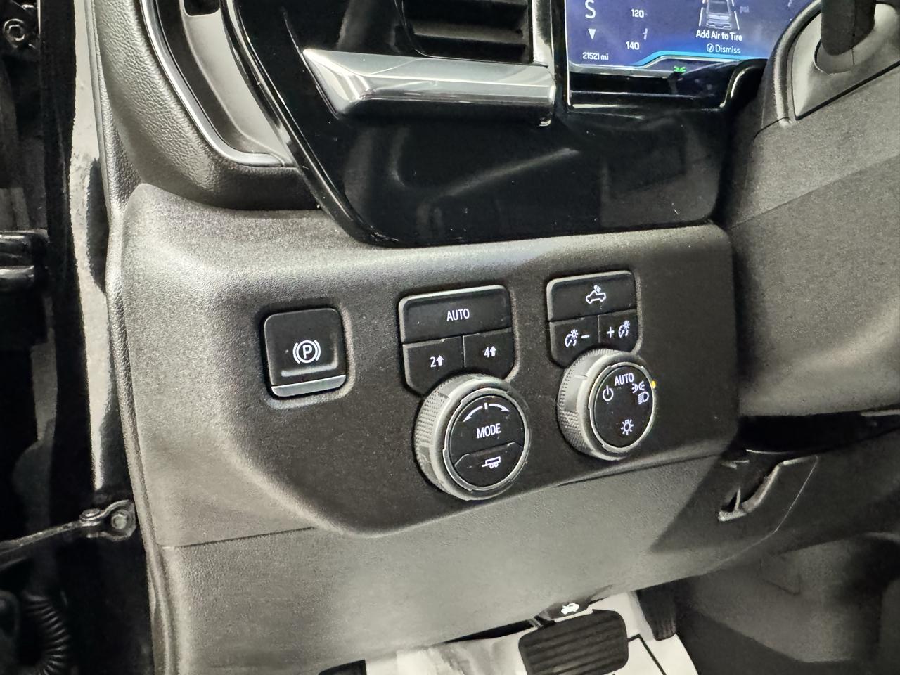 Chevrolet Silverado 1500 4WD Crew Cab 147" LT w/2FL 2024