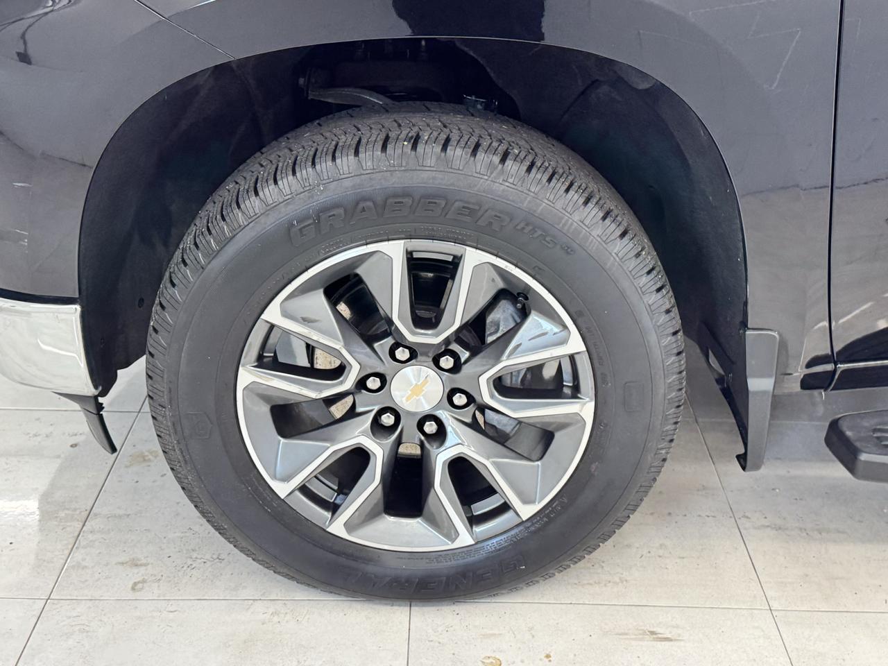 Chevrolet Silverado 1500 4WD Crew Cab 147" LT w/2FL 2024