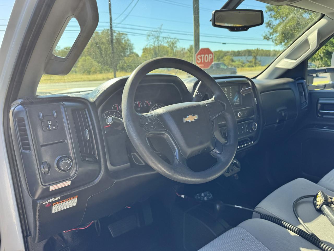 Chevrolet Silverado 3500HD 4WD Reg Cab 137.5" WB, 59.06" CA WT 2018