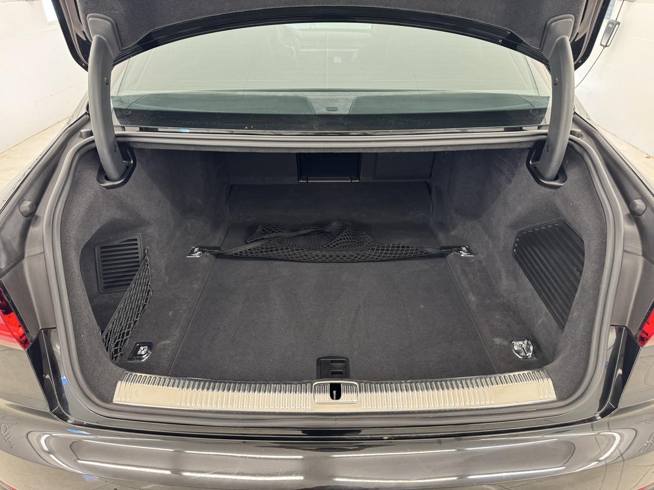 Audi A8 L 60 TFSI quattro 2021