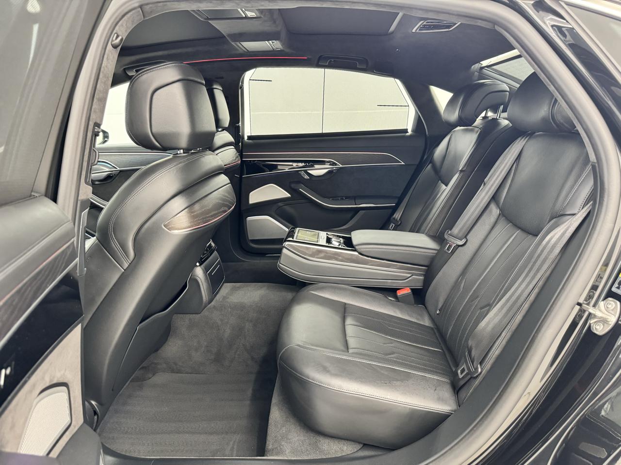 Audi A8 L 60 TFSI quattro 2021