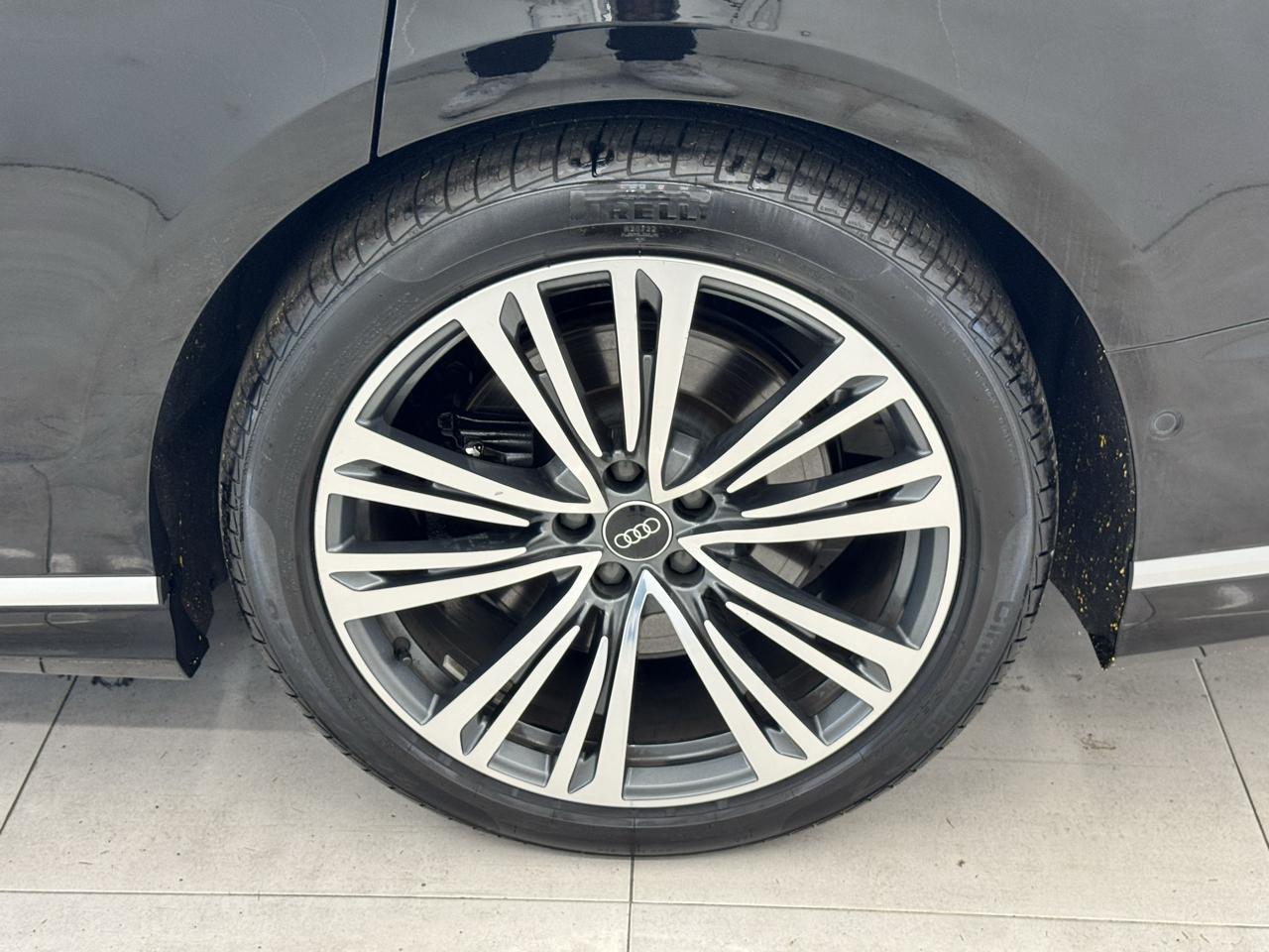 Audi A8 L 60 TFSI quattro 2021