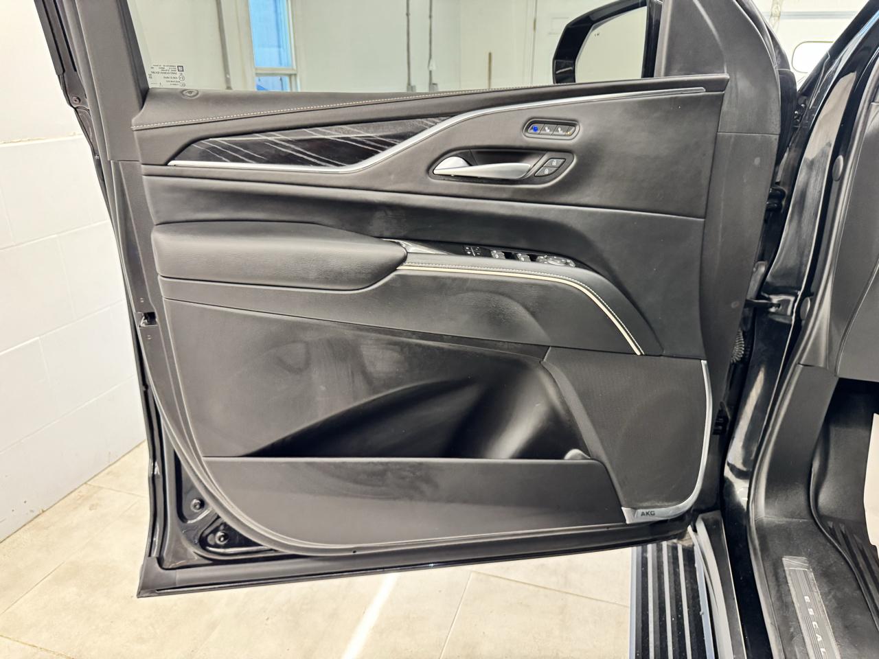 Cadillac Escalade 4WD 4dr Sport 2023