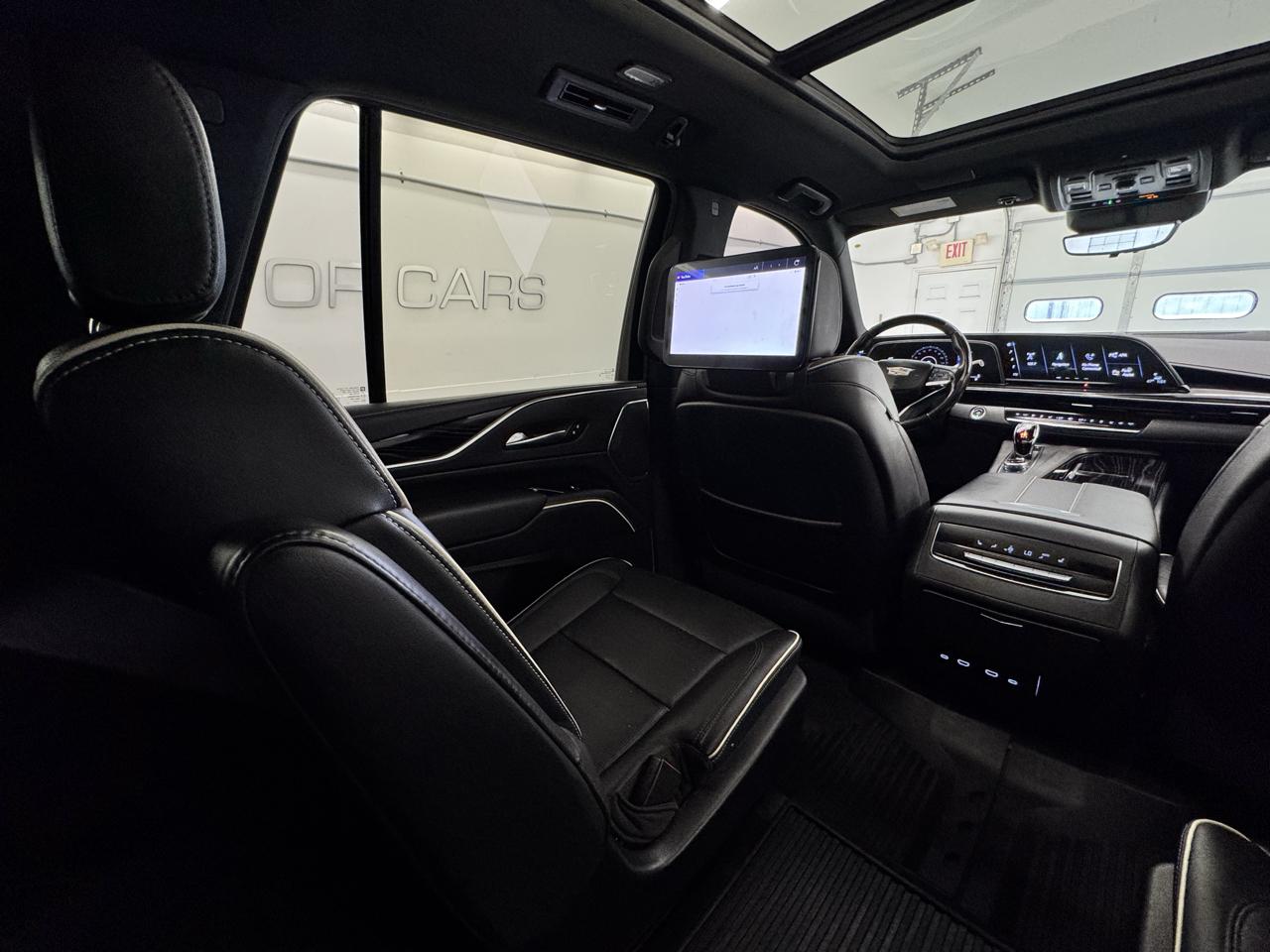 Cadillac Escalade 4WD 4dr Sport 2023