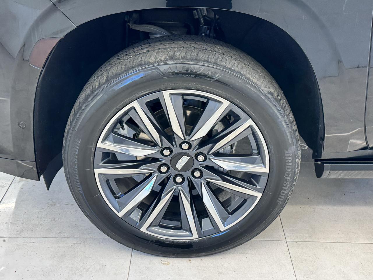 Cadillac Escalade 4WD 4dr Sport 2023