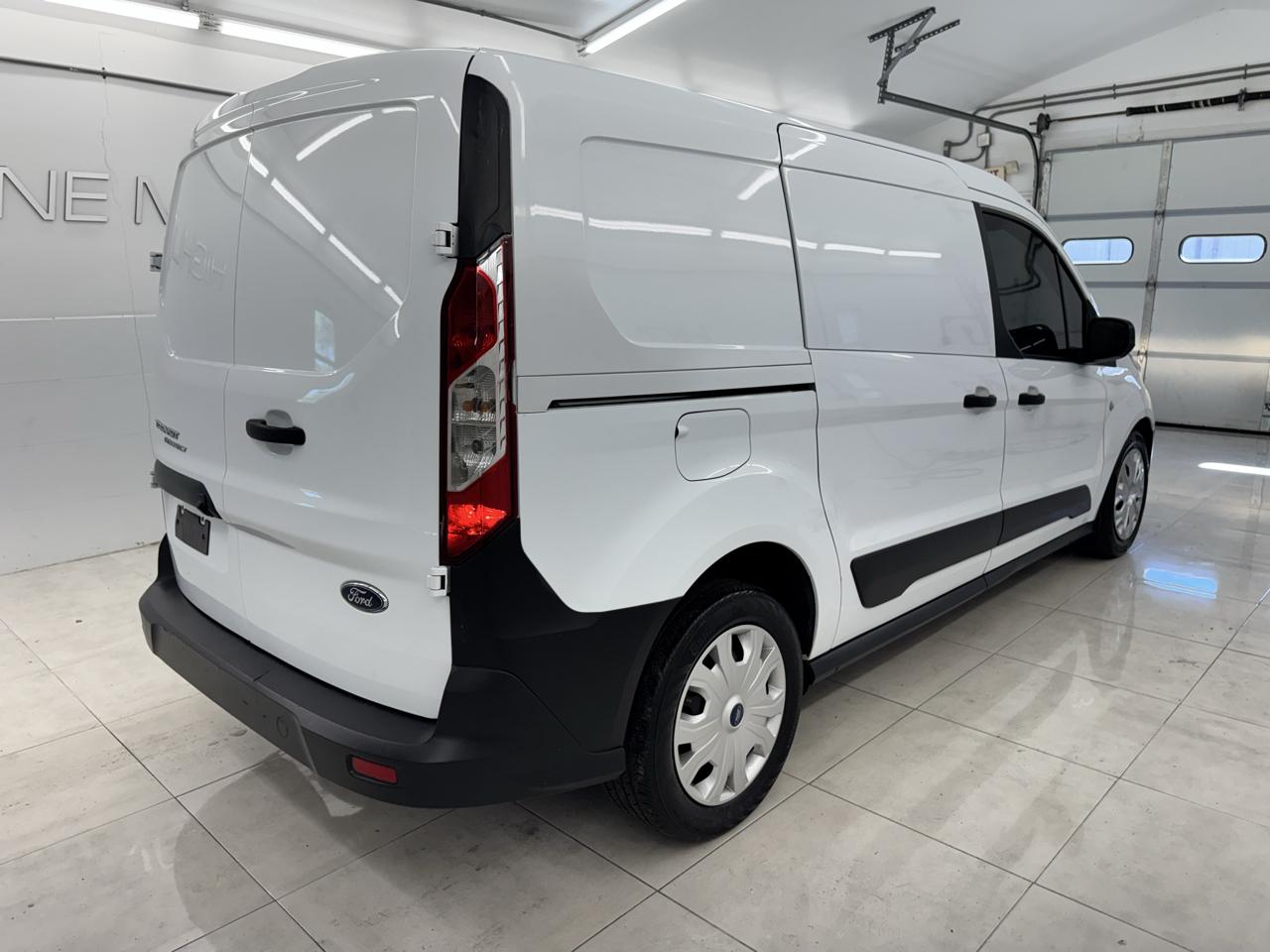 Ford Transit Connect Van XL LWB w/Rear Symmetrical Doors 2020
