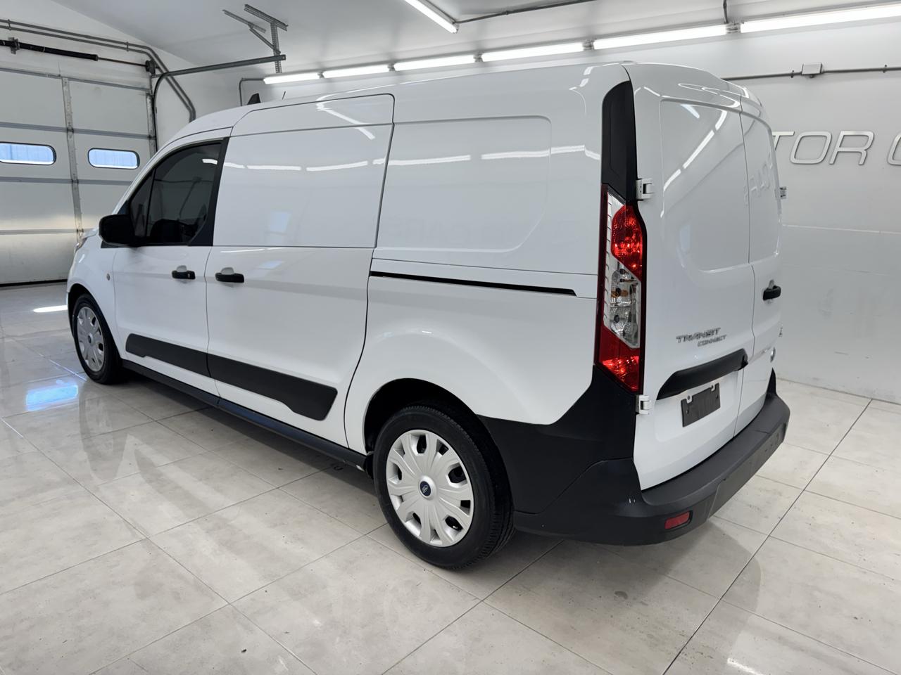 Ford Transit Connect Van XL LWB w/Rear Symmetrical Doors 2020