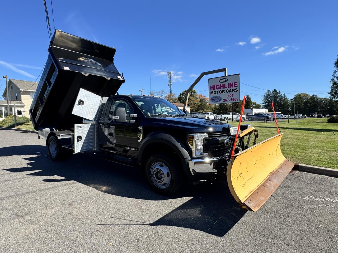 Ford Super Duty F-550 DRW XLT 4WD Reg Cab 145" WB 60" CA 2018
