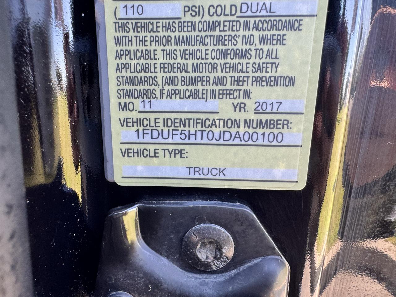 Ford Super Duty F-550 DRW XLT 4WD Reg Cab 145" WB 60" CA 2018