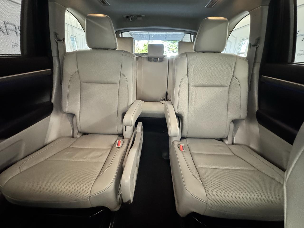 Toyota Highlander Limited V6 AWD (Natl) 2018