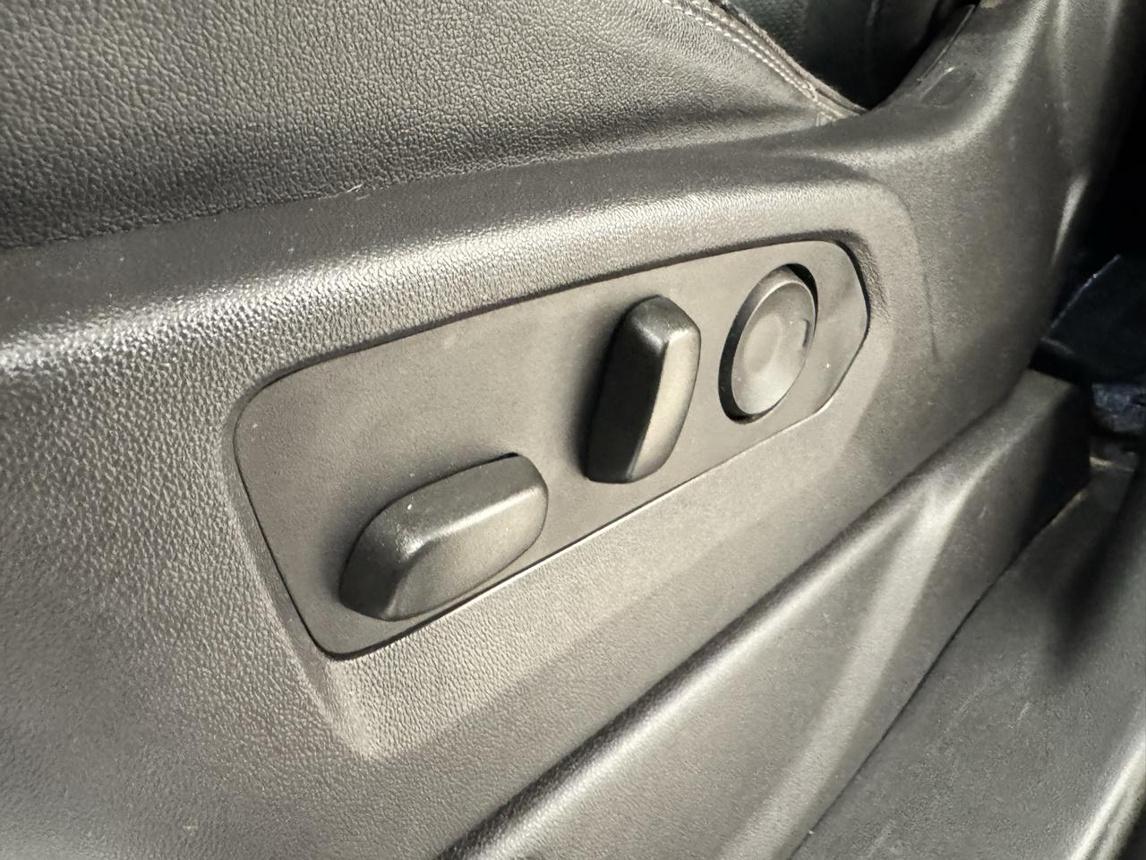 Chevrolet Silverado 1500 4WD Crew Cab 157" High Country 2025