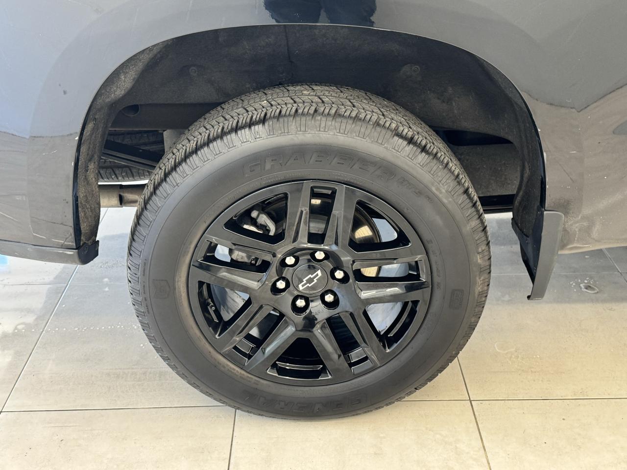 Chevrolet Silverado 1500 4WD Crew Cab 157" High Country 2025