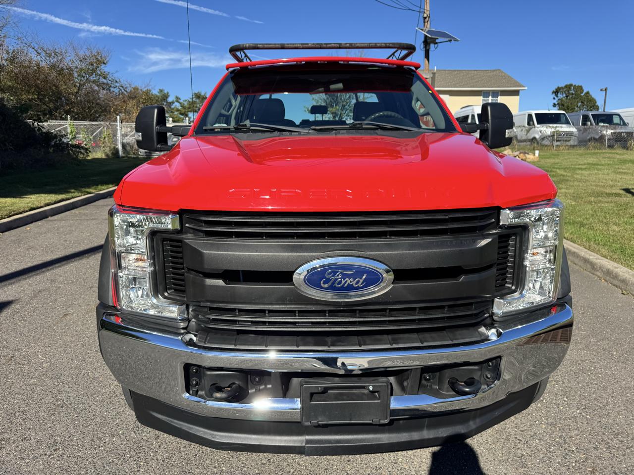 Ford Super Duty F-450 DRW XLT 4WD SuperCab 168" WB 60" CA XLT 2019