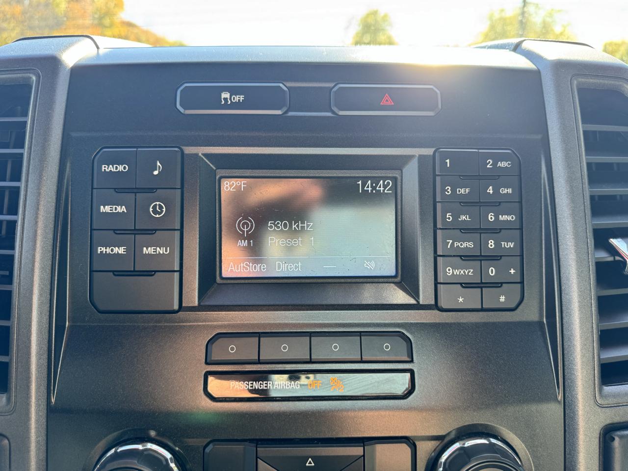 Ford Super Duty F-450 DRW XLT 4WD SuperCab 168" WB 60" CA XLT 2019
