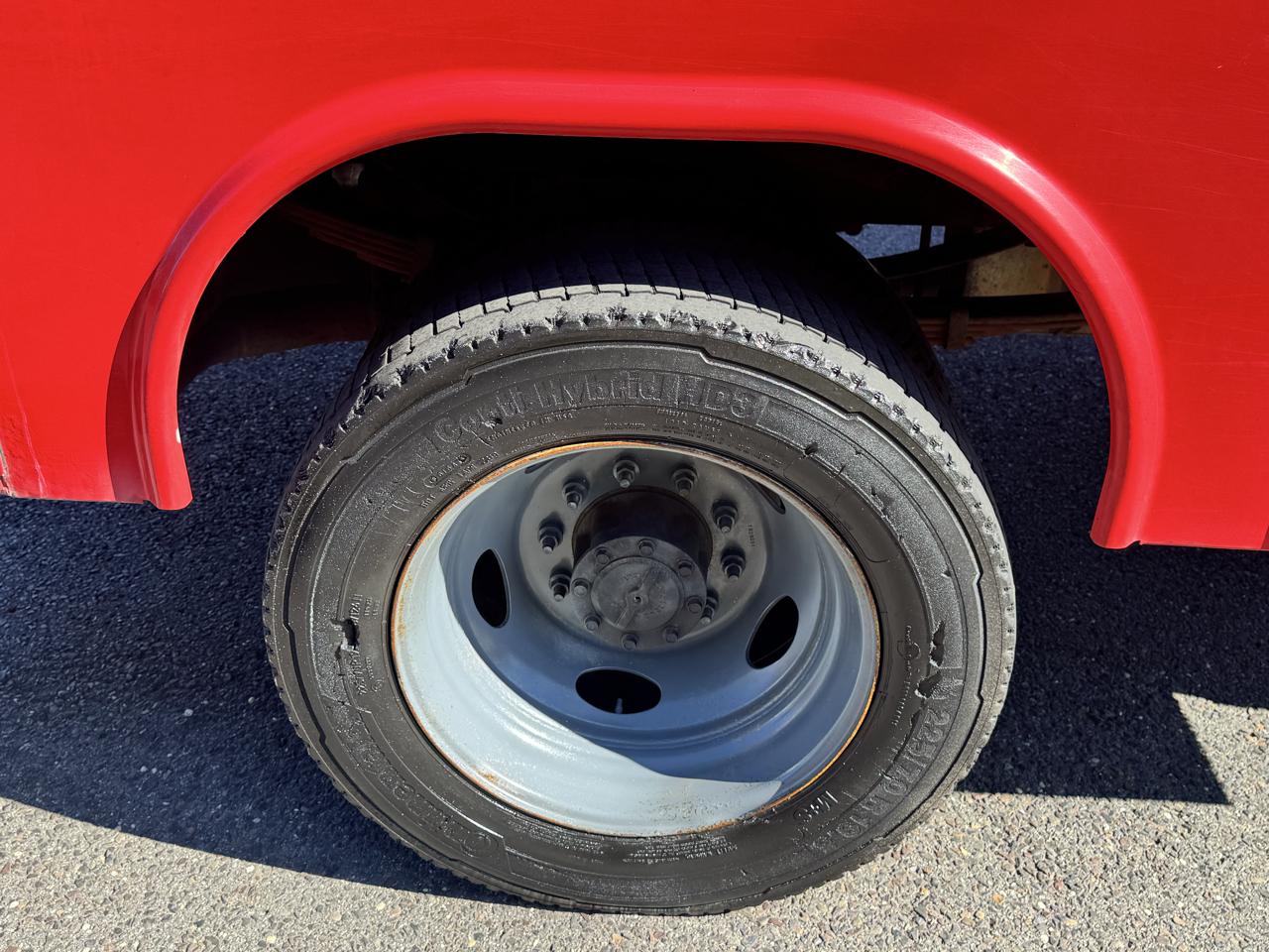 Ford Super Duty F-450 DRW XLT 4WD SuperCab 168" WB 60" CA XLT 2019
