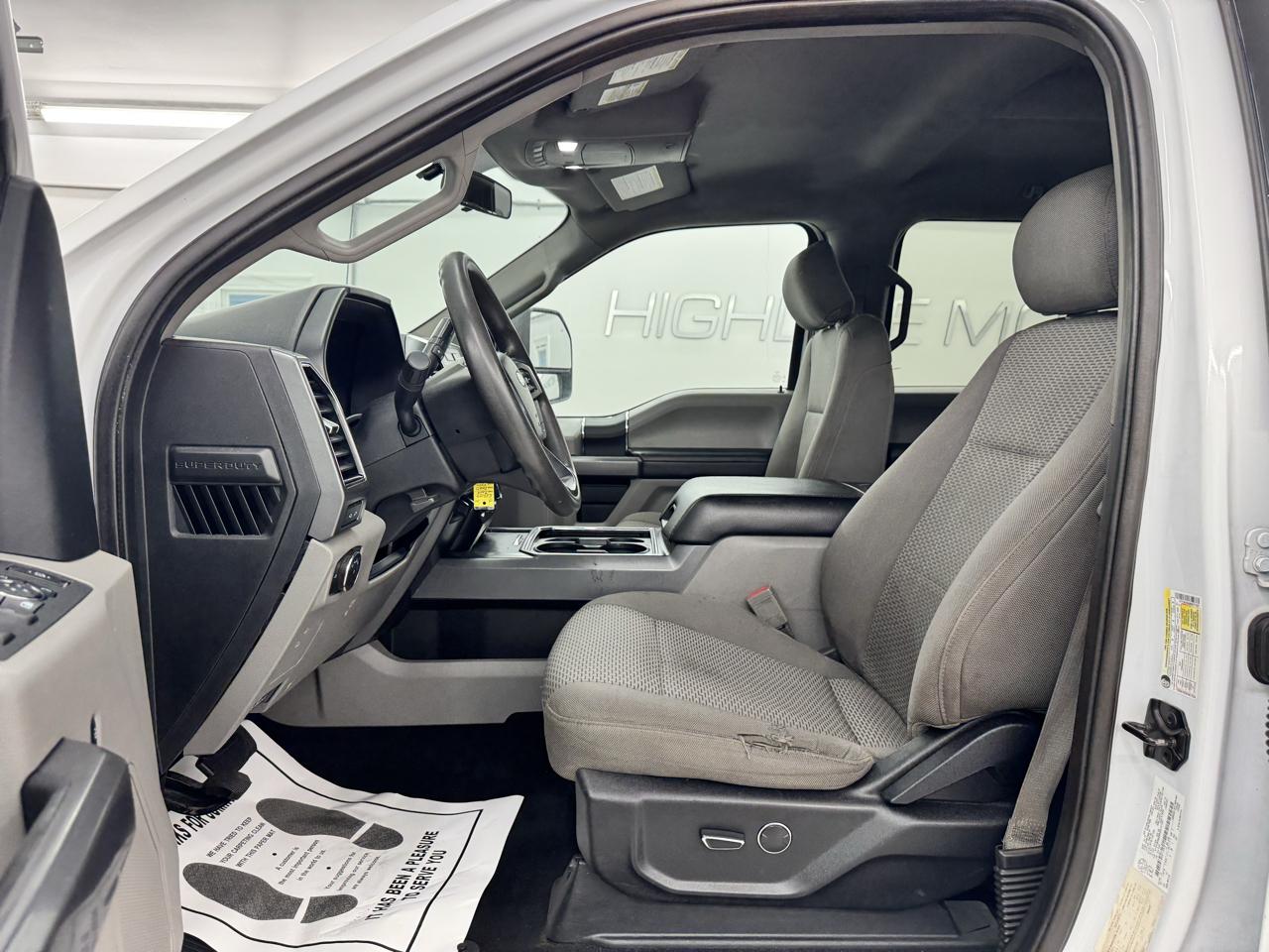 Ford Super Duty F-250 SRW King Ranch 4WD Crew Cab 8' Box 2019