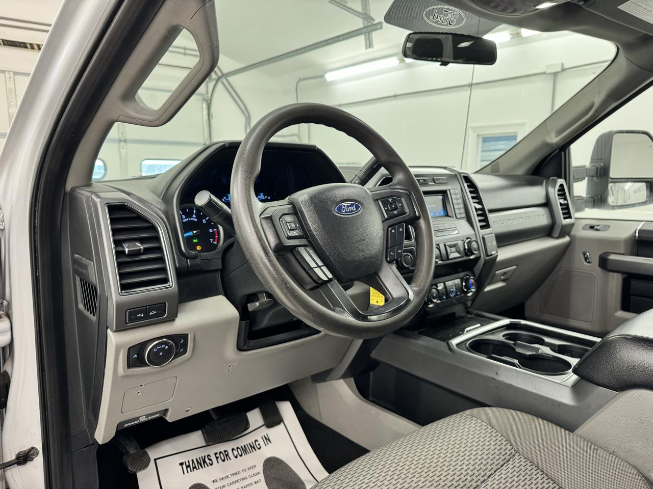 Ford Super Duty F-250 SRW King Ranch 4WD Crew Cab 8' Box 2019