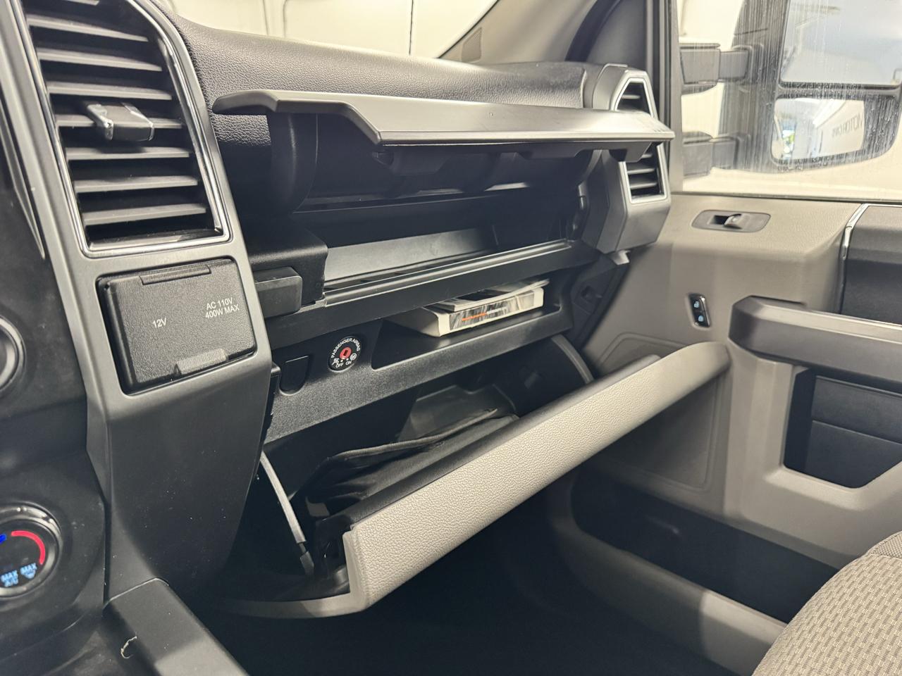 Ford Super Duty F-250 SRW King Ranch 4WD Crew Cab 8' Box 2019