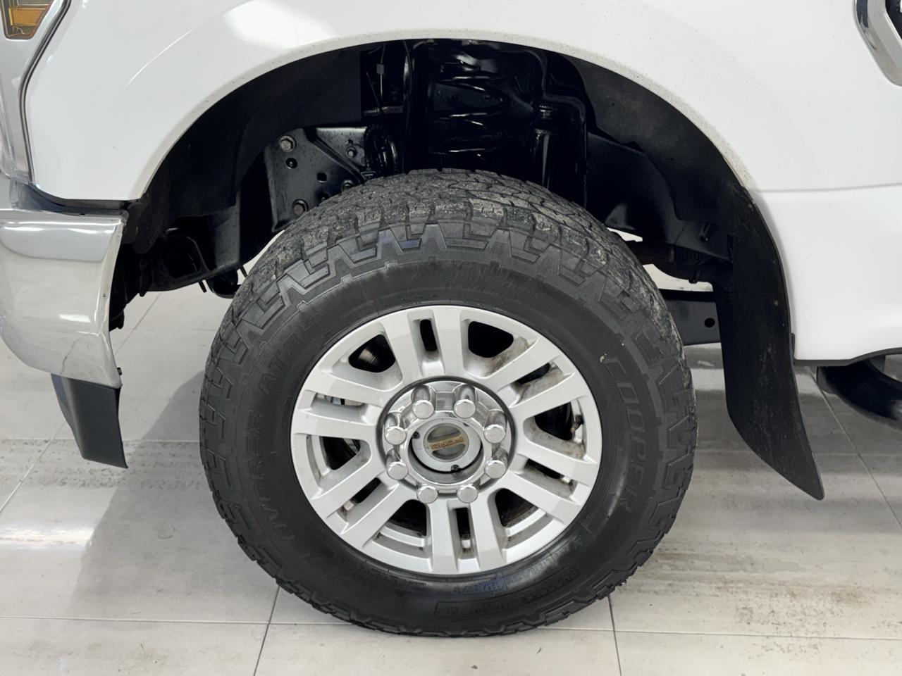 Ford Super Duty F-250 SRW King Ranch 4WD Crew Cab 8' Box 2019