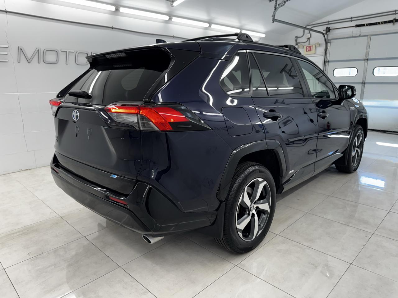 Toyota RAV4 Prime SE (Natl) 2024