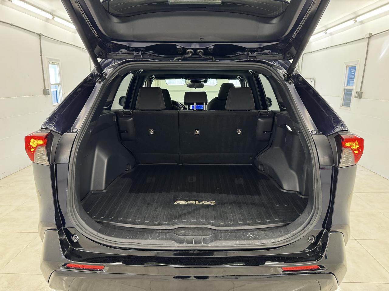 Toyota RAV4 Prime SE (Natl) 2024