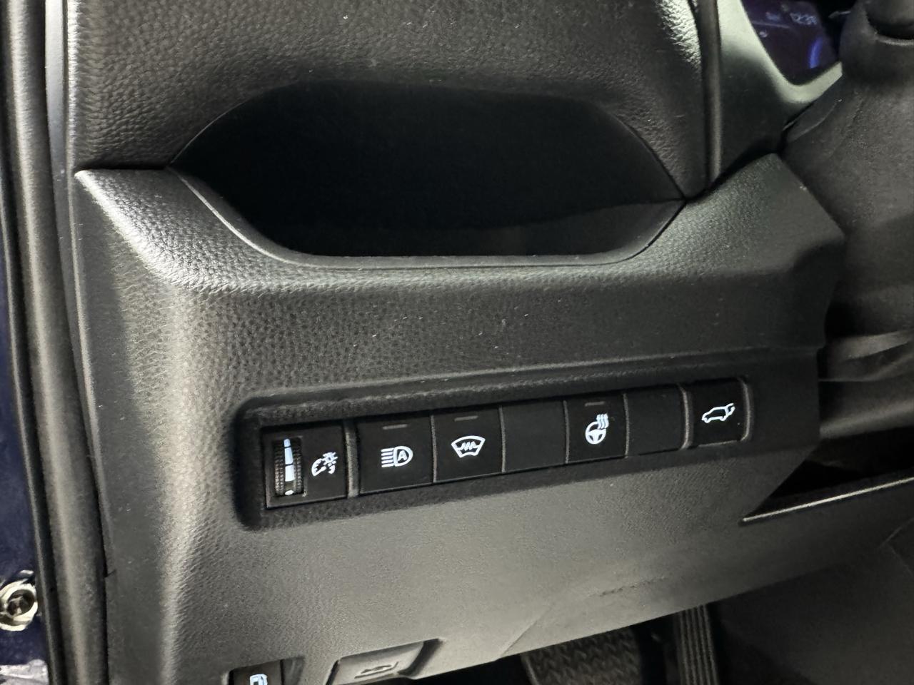 Toyota RAV4 Prime SE (Natl) 2024