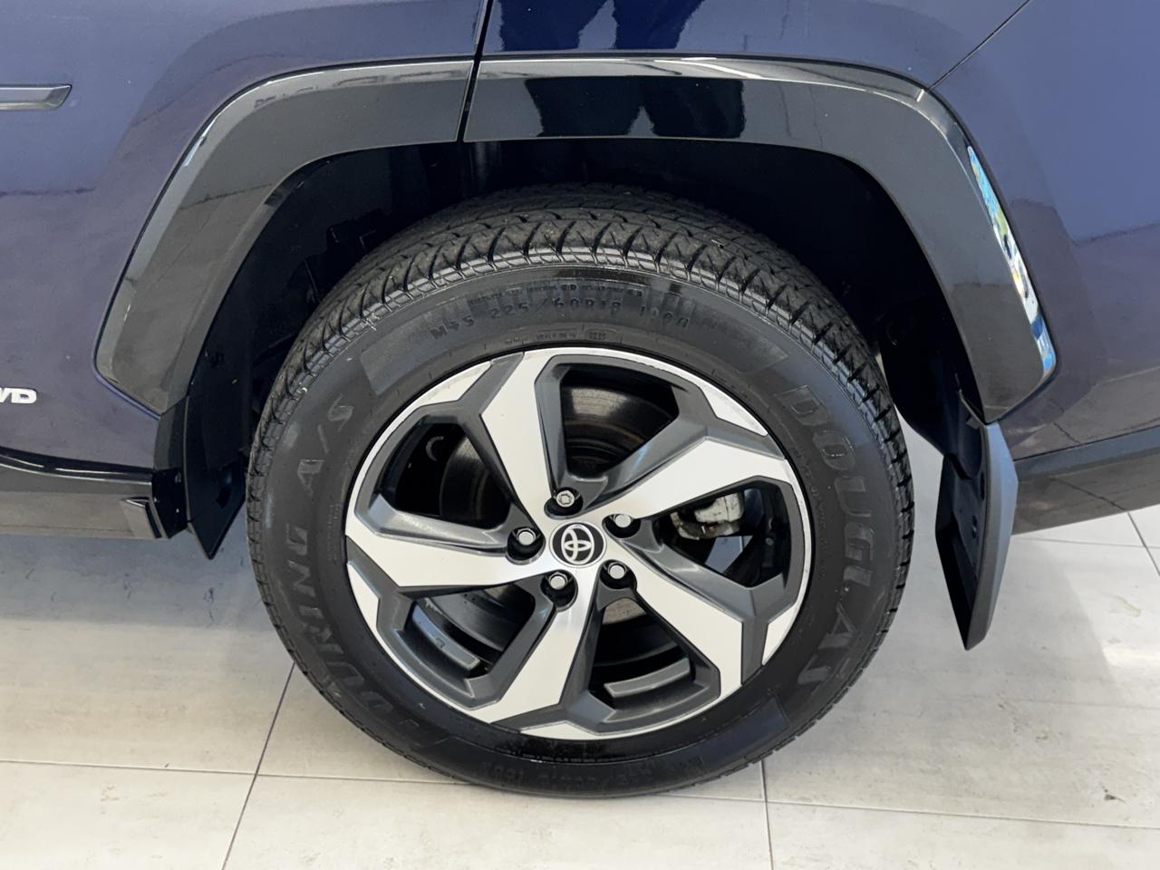 Toyota RAV4 Prime SE (Natl) 2024