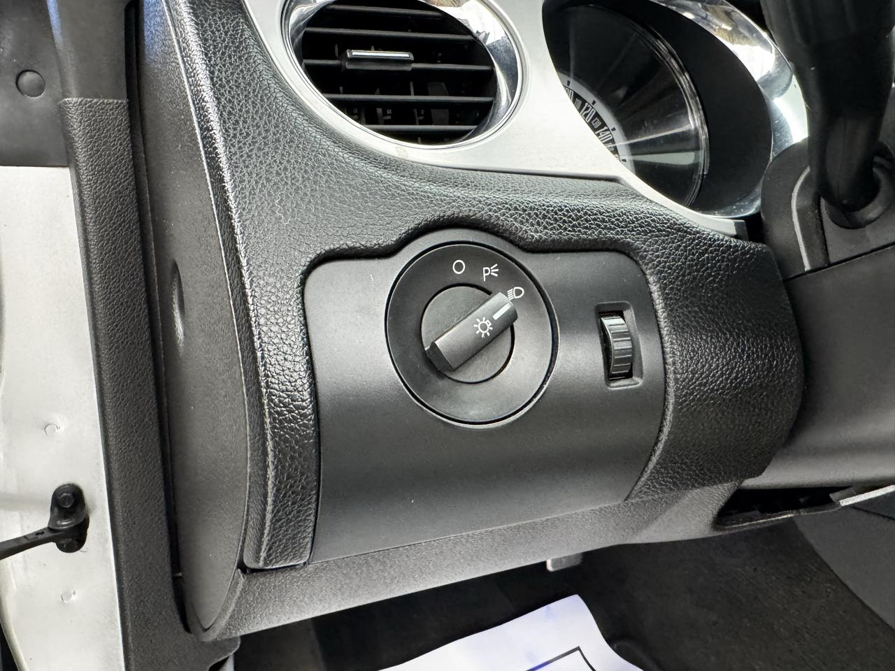 Ford Mustang 2dr Conv V6 2013