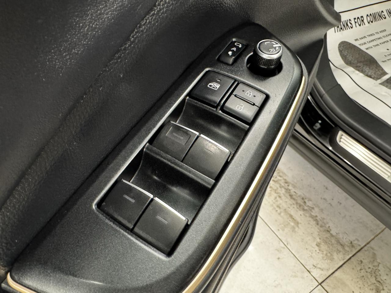 Toyota Crown Limited AWD (Natl) 2023