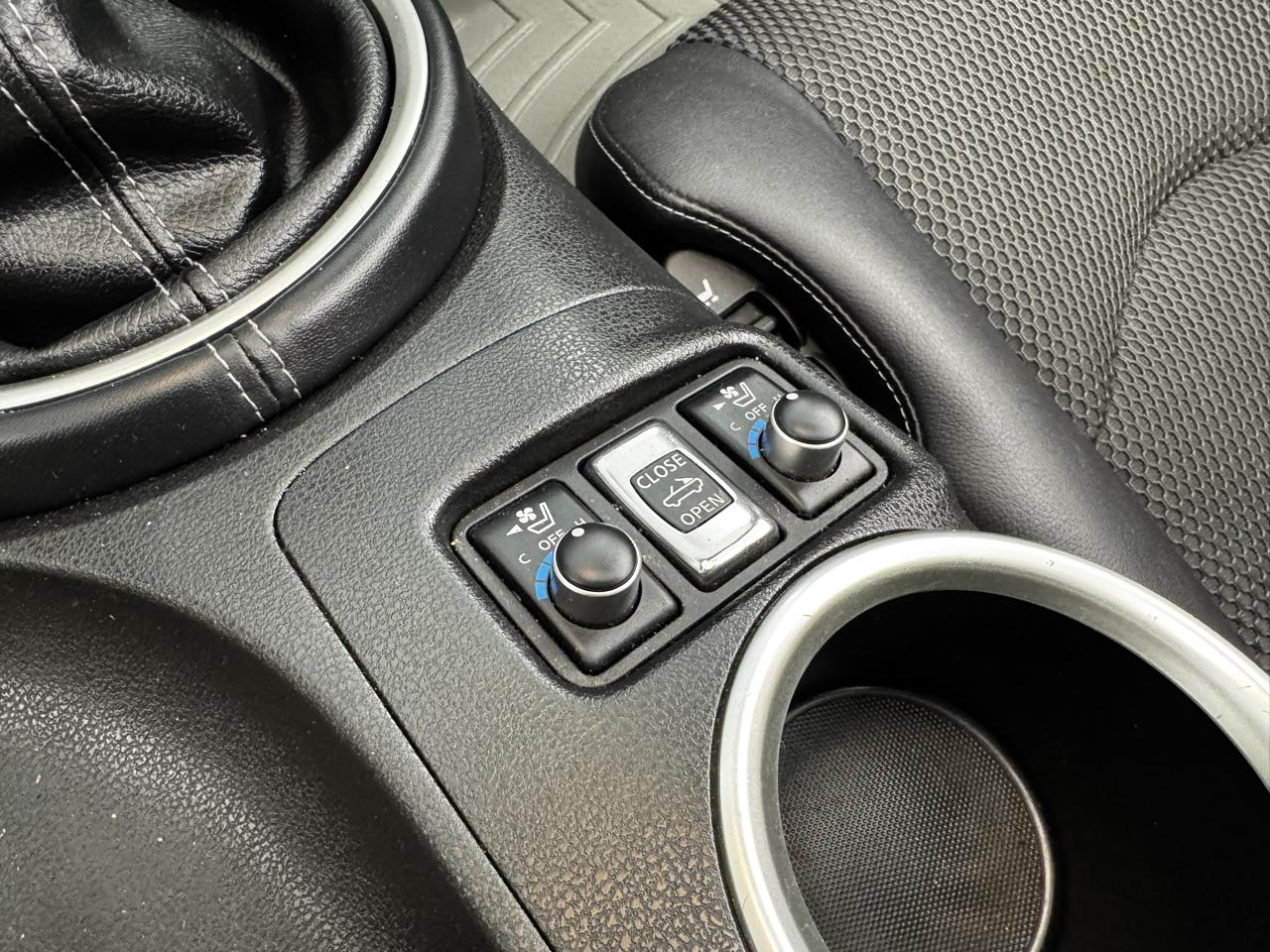 Nissan 370Z 2dr Roadster Manual Touring 2012