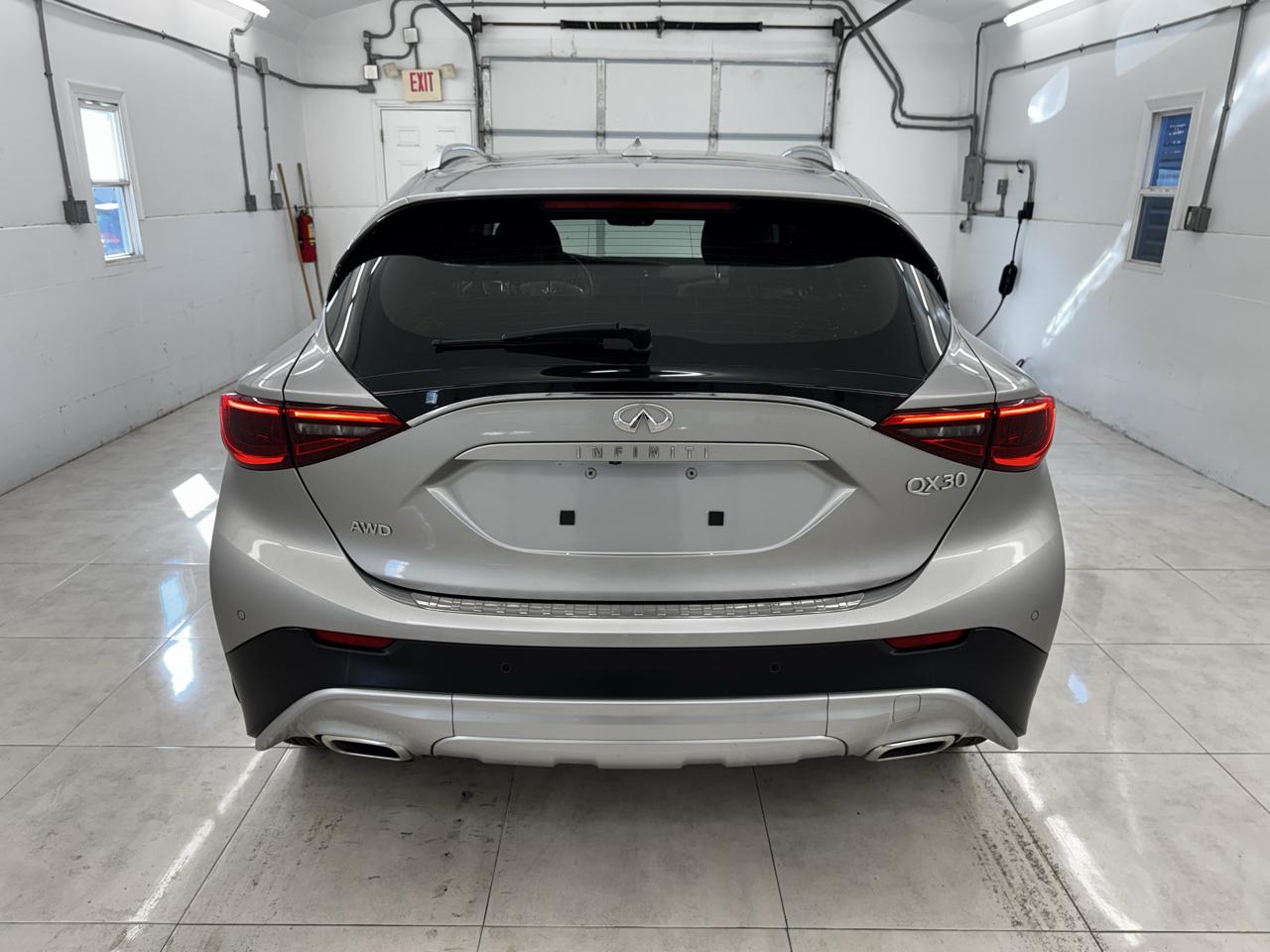Infiniti QX30 Premium AWD 2018