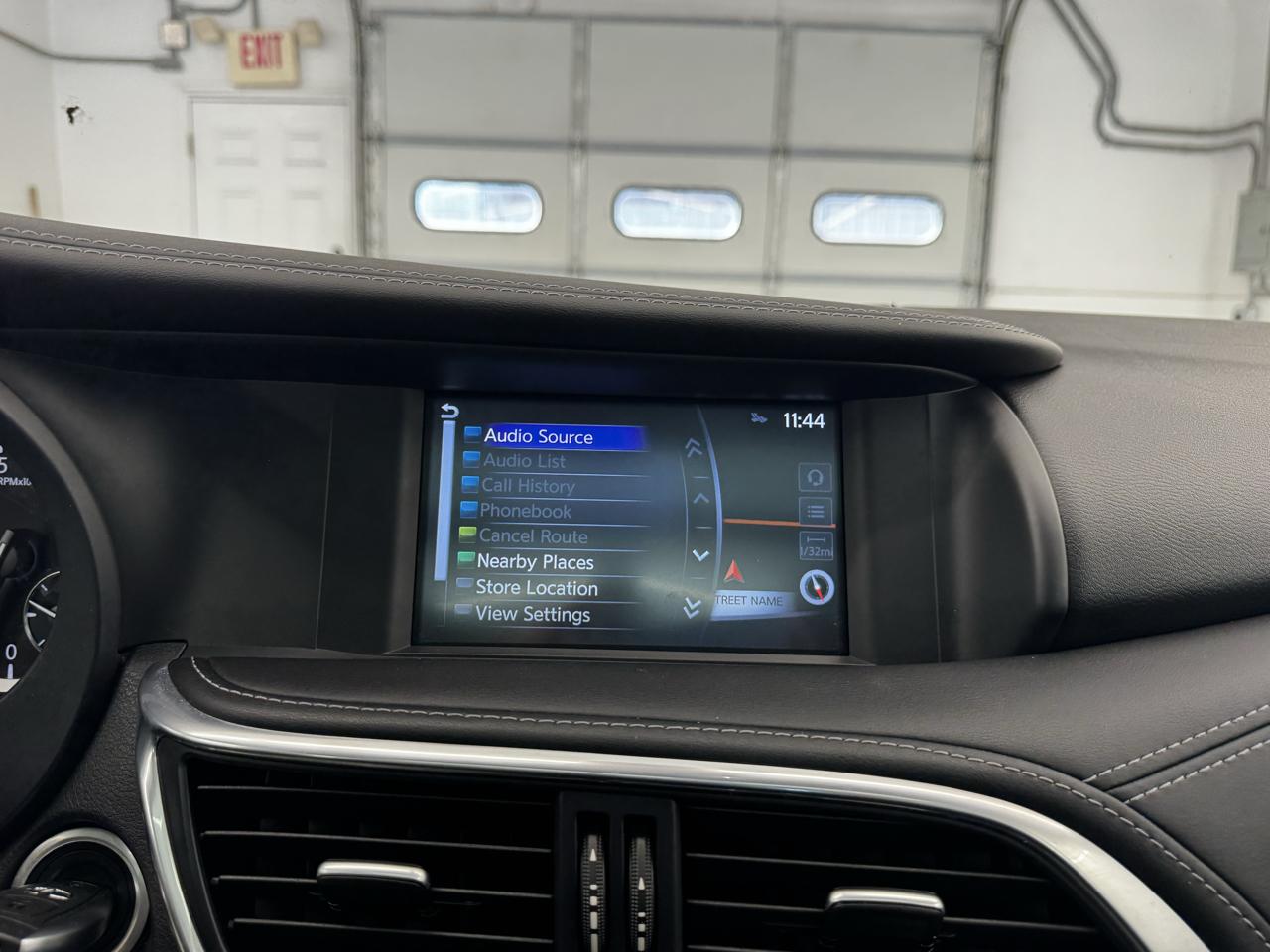 Infiniti QX30 Premium AWD 2018