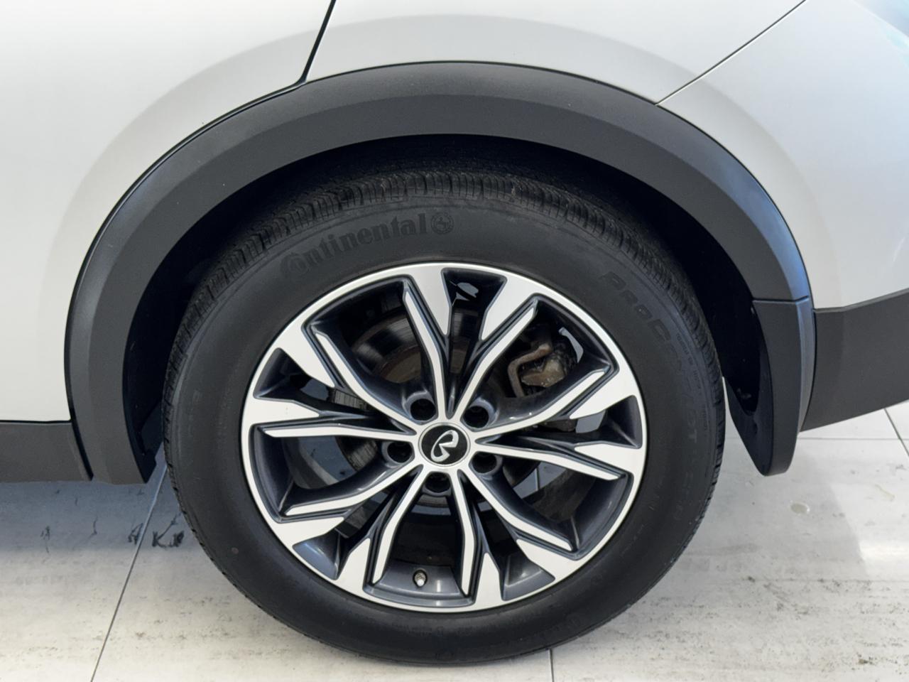 Infiniti QX30 Premium AWD 2018