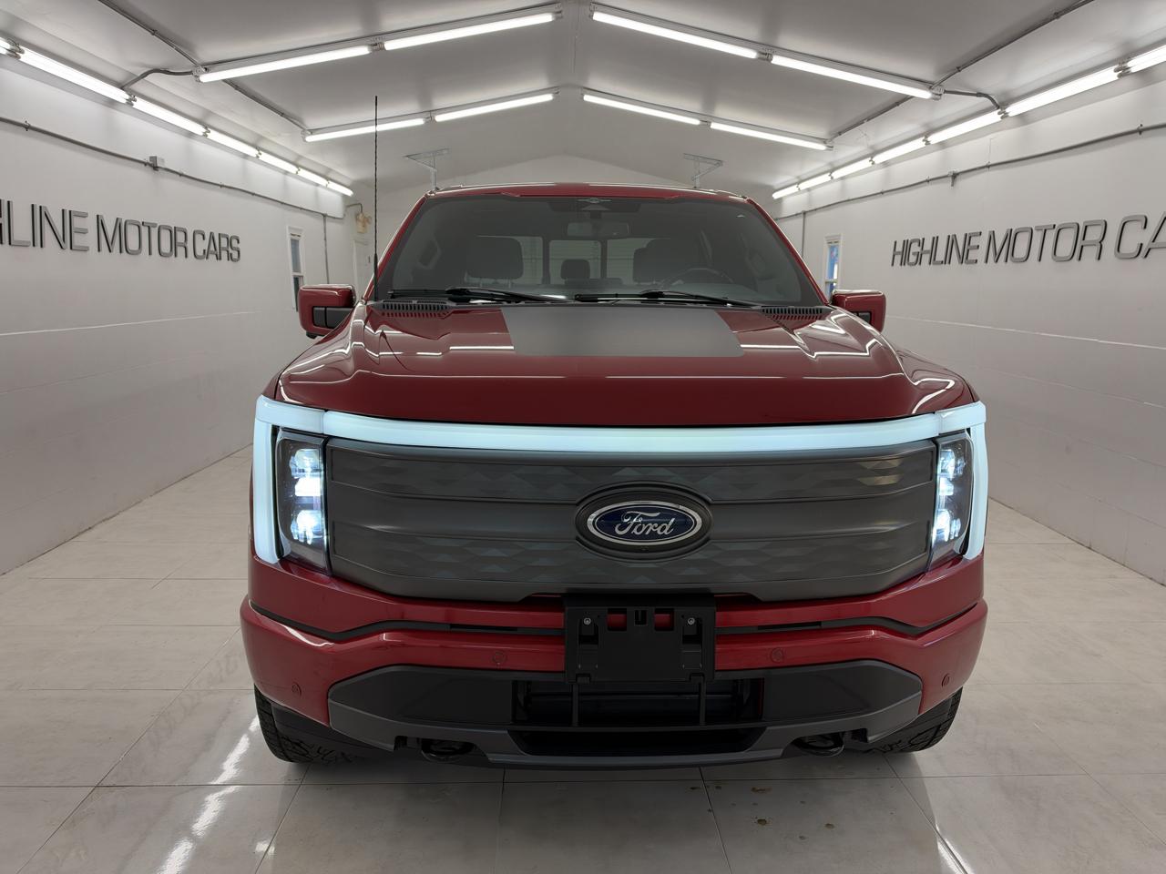 Ford F-150 Lightning Platinum 4WD SuperCrew 5.5' Box 2023