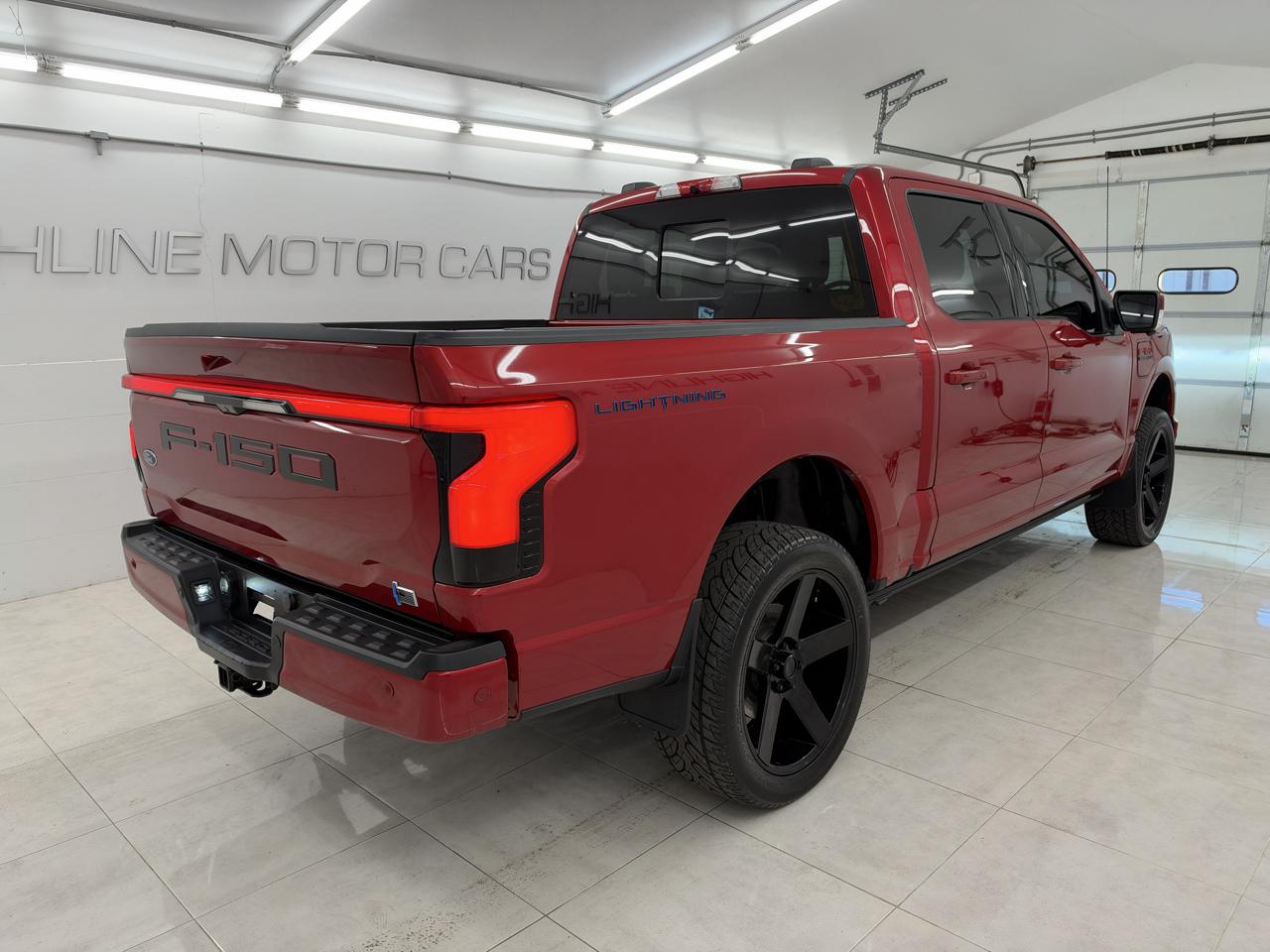 Ford F-150 Lightning Platinum 4WD SuperCrew 5.5' Box 2023