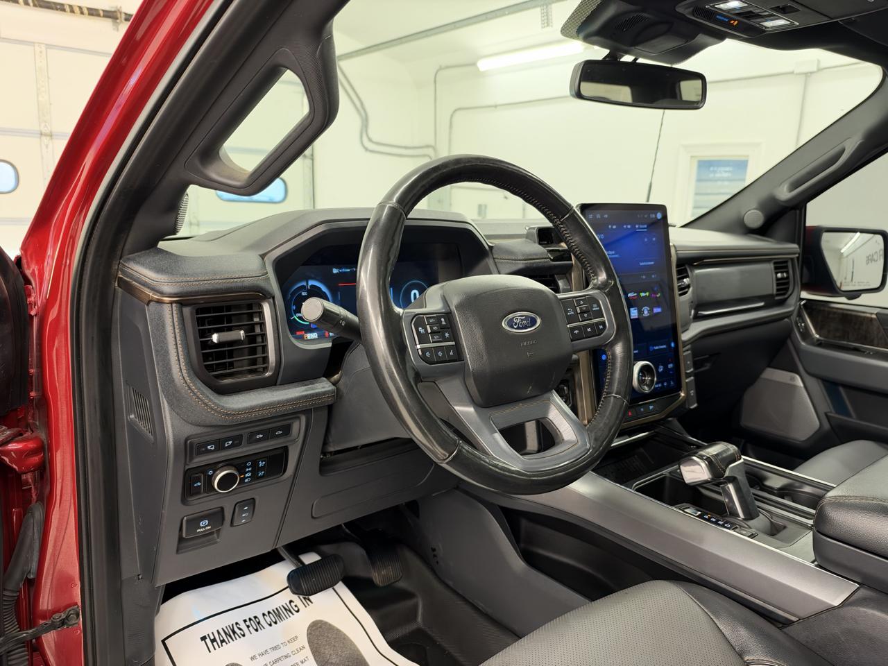 Ford F-150 Lightning Platinum 4WD SuperCrew 5.5' Box 2023