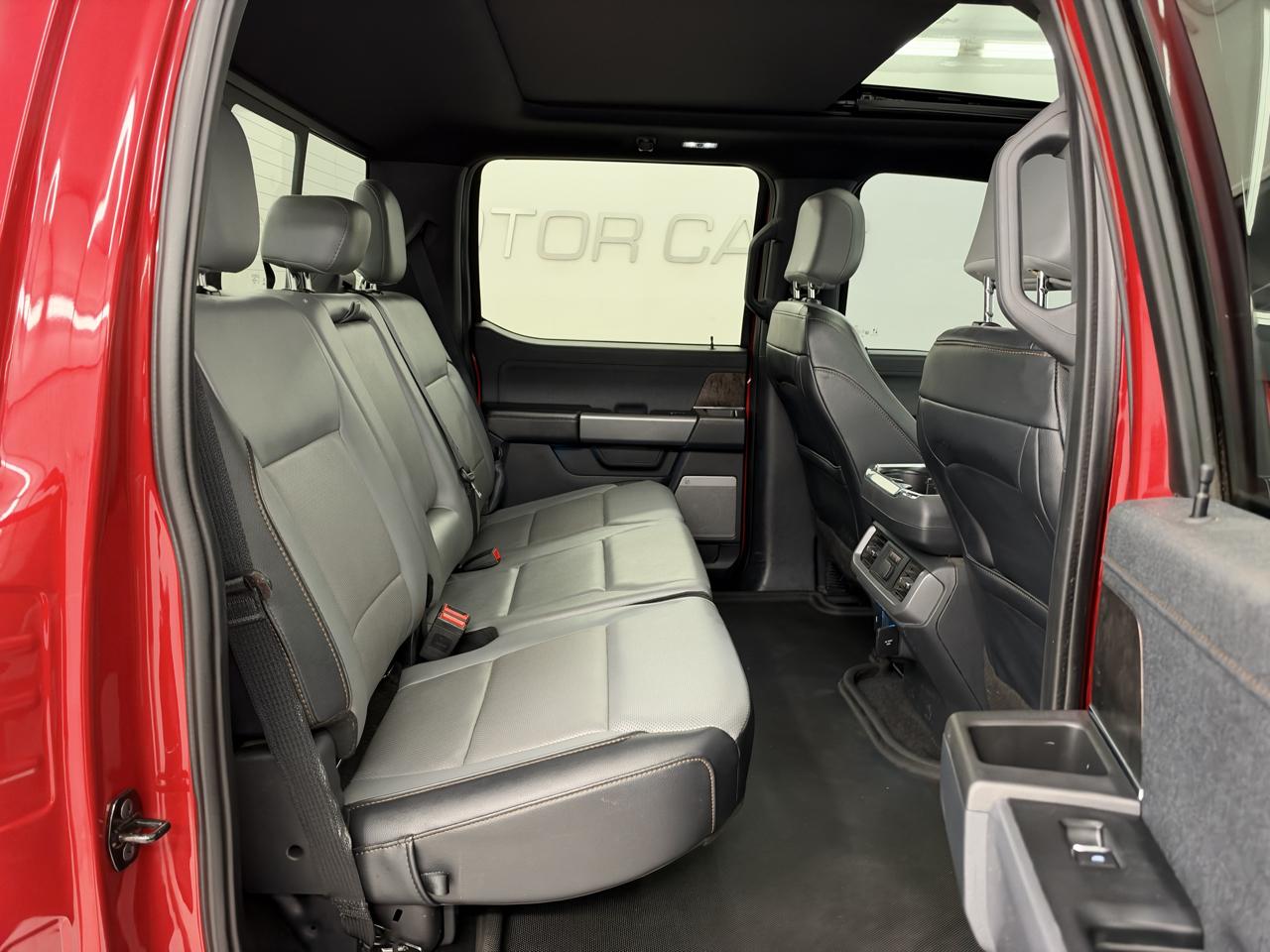 Ford F-150 Lightning Platinum 4WD SuperCrew 5.5' Box 2023